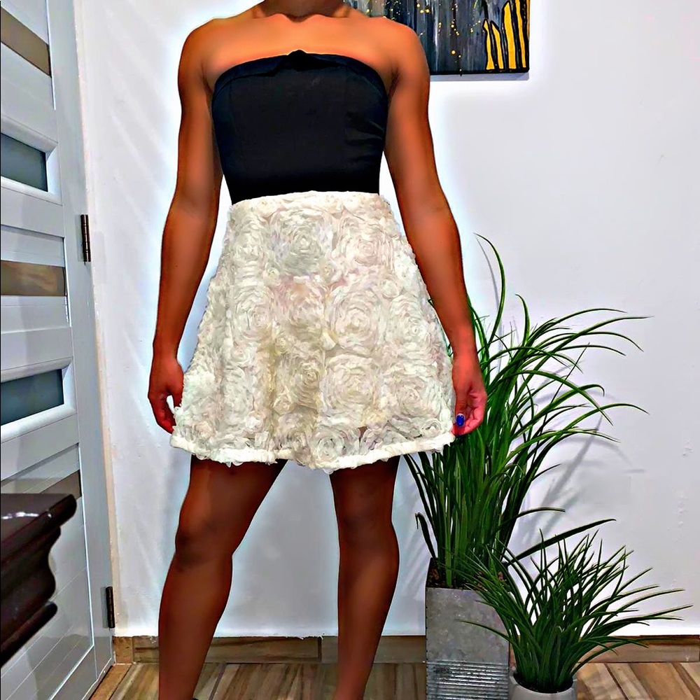 Mini black and white dress